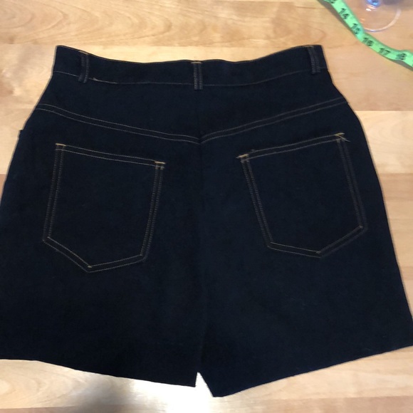 Made in Canada vintage synthetic suede high waisted shorts - Picture 3 of 5